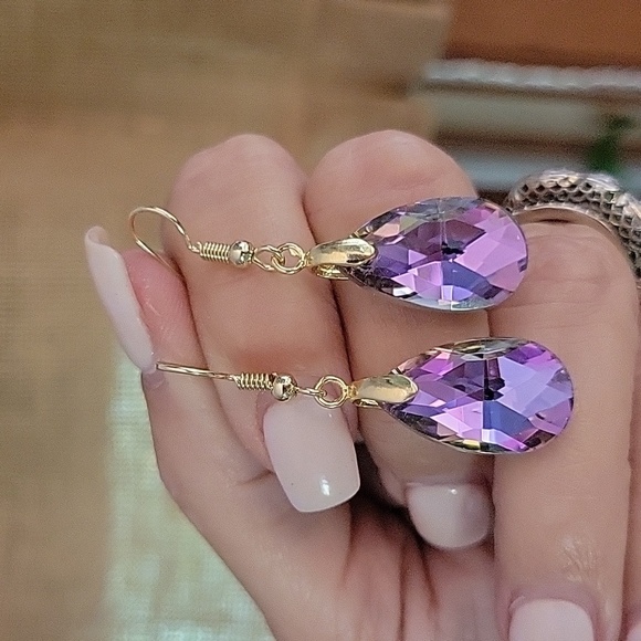 Ultra Sparkle Grape Teardrop Earrings - Picture 1 of 6
